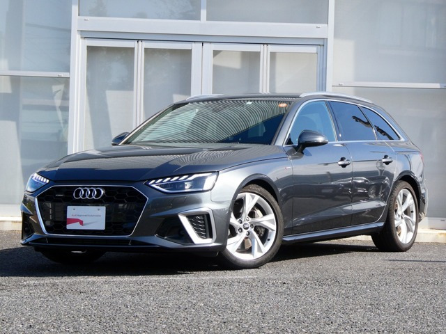A4アバント45 TFSI クワトロ Sライン 4WD