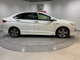 Honda認定中古車ディーラーだからこそ「安心 安全 信頼 満足」のサービスを提供いたします。保証制度やメンテンスパックはもちろん、安心のための自動車保険にJAFなども取り扱っております。