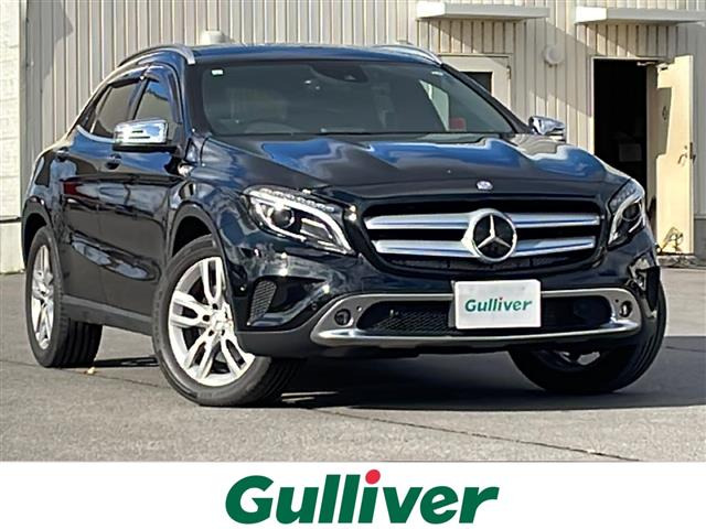 GLAクラスGLA250 4マチック オフロード 4WD4WD 本革シート