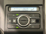 車内空調は&rdquo;AUTOエアコン&rdquo;にお任せ。運転に集中出来ますよ!