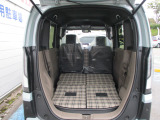 荷室は広々♪使い勝手も要領もばっちりです!