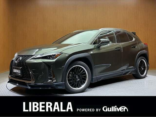 UX250h Fスポーツ 4WD本革シート