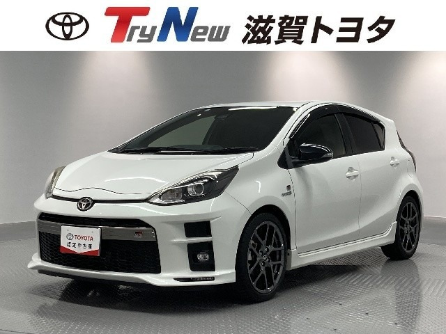 アクア1.5 G GRスポーツ・17インチパッケージ