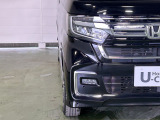 LEDヘッドライトは、点灯の瞬間から光量を発揮し、突然暗くなるトンネルなどでの安定感を高めます。