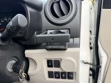 運転席ドリンクホルダー
