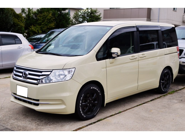 ステップワゴン2.0 G インターナビ コンフォート セレクション