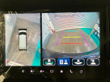 【全方位モニター】 4つのカメラで映像を映し出します。発進時、後退時も周囲の安全を確認し、サポートします^^