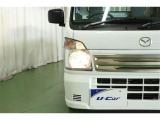 フロアマット標準装備。車内を清潔に保ちます。