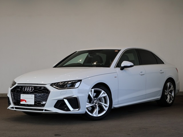 A445 TFSI クワトロ Sライン 4WD