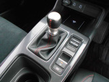 6速MT車