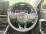 ステアリングも使用感が少なく、きれいな状態となっております♪