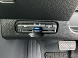 ETCも付いておりますので、高速道路の料金所もノンストップ通過可能ですよ^^是非揃えたい装備ですね!