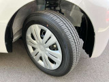 純正の14インチスチールホイールで、155/65R14サイズのタイヤになります。