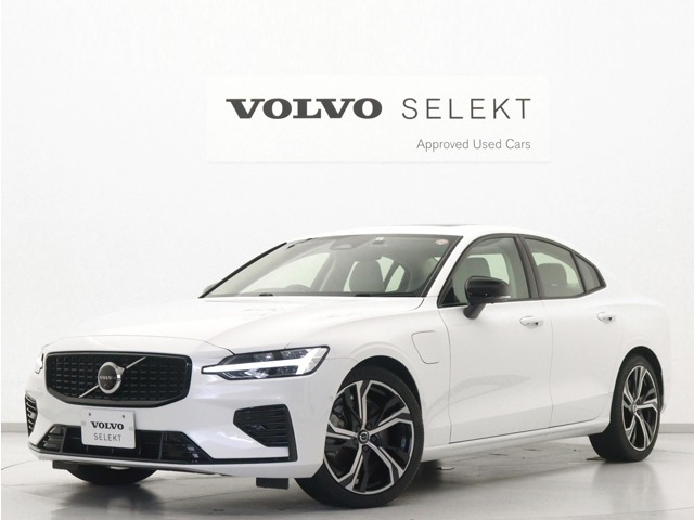 S60リチャージ PHEV T6 AWD アルティメット 4WDラグイン ハイブリッド