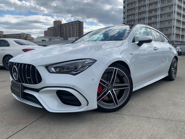 CLAシューティングブレークAMG CLA45 S 4マチックプラス 4WD