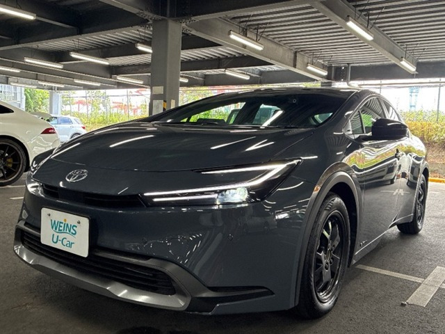 プリウス1.8 U E-Four 4WD