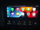 Apple CarPlay、Android Auto 対応。スマホを接続するとタッチスクリーン上でマップ、通話、メッセージ、ミュージックなどのアプリをスマホ同様に操作できるミラースクリーン機能搭載