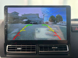 バックカメラ付きなので、駐車が苦手な方でも安心です★★
