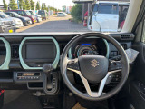 ドライバー目線です!運転席に座るとこんな感じです☆