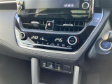 左右独立温度コントロールフルオートエアコンです。運転席、助手席それぞれで独立して温度設定ができます。冷え性の方が乗っても安心ですね♪