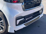 KUHLオリジナルエアロパーツ装着済み車両となっております!2トーンでの塗分けになっております!立体感が出て非常にかっこいいです!もちろん新品パーツ装着済みとなっております☆!