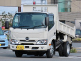 日野 デュトロ