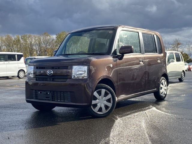 ムーヴコンテL 4WD4WD・ナビ・バックカメラ・DAT・ベンチシー