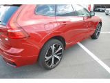 ファミリーの方に人気のXC60のプラグインハイブリッドが入荷致しました。