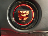 ワンプッシュでエンジンのスタート、ストップが出来て便利です。