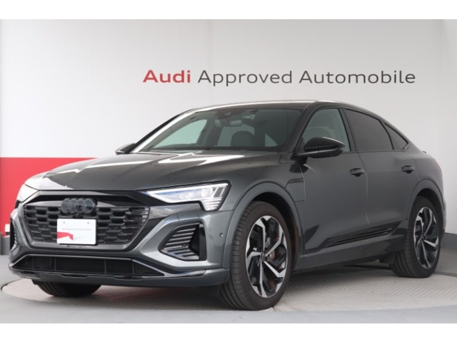 Q8スポーツバック e-tron55 クワトロ Sライン 4WD