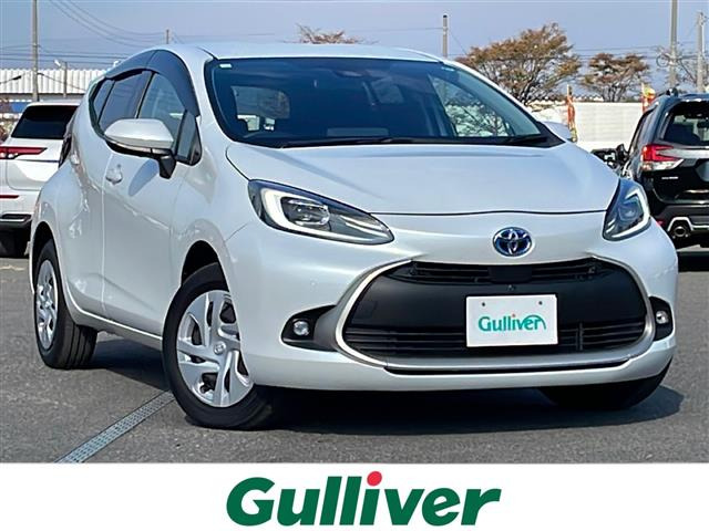 アクア1.5 G E-Four 4WD修復歴無し