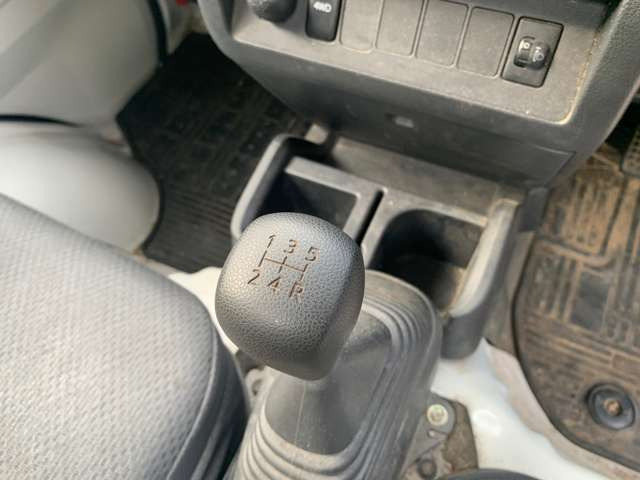 拓海　他の方は購入出来ません。 ダイハツ ハイゼットトラック スタンダード 3方開 4WD の中古車詳細
