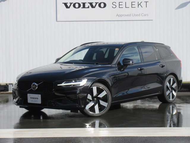 V60ウルトラ T6  AWD プラグインハイブリッド 4WD
