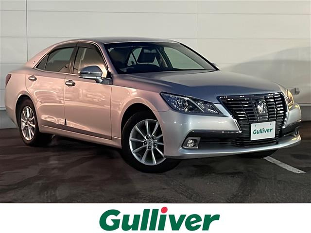 クラウン  ロイヤルサルーン i-Four 4WD 修復歴無し