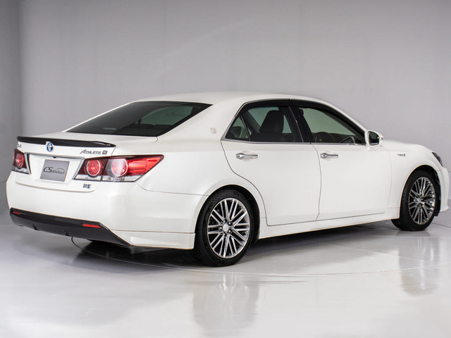 即決★クラウン★アスリート★ハイブリッド★210/フェンダー左★シルバー クラウンアスリート 2.5 G i-Four 4WDの燃費｜中古車なら