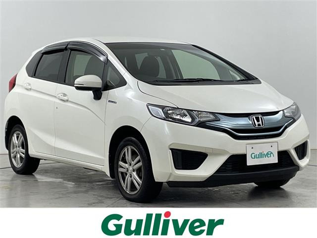 フィット1.5 ハイブリッド Fパッケージ 4WD4WD 修復歴無し