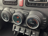 【オートエアコン】車内温度を感知して自動で温度調整をしてくれるのでいつでも快適な車内空間を創り上げます!