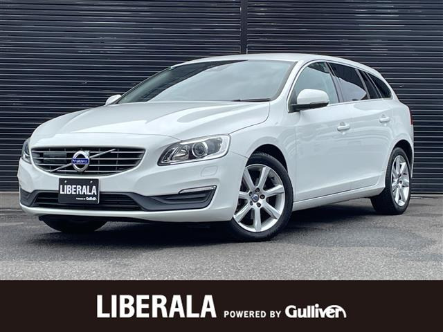 V60D4 SE ディーゼル本革シート 修復歴無し