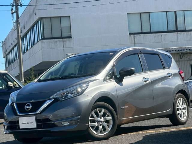 ノート1.2 e-POWER X FOUR Vセレクション 4WD