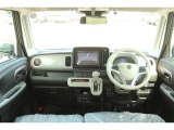 すっきりとした運転席回り☆