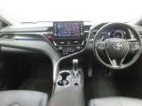 「中古車ハイブリッド保証」付き。ハイブリッド機構を無償で保証します。保証期間は、初度登録年月から10年目まで、またはロングラン保証が終わってから3年間。ただし累計走行距離が20万km以内です。