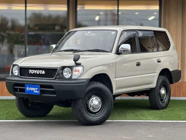 ランドクルーザープラド3.0 TX ディーゼル 4WD