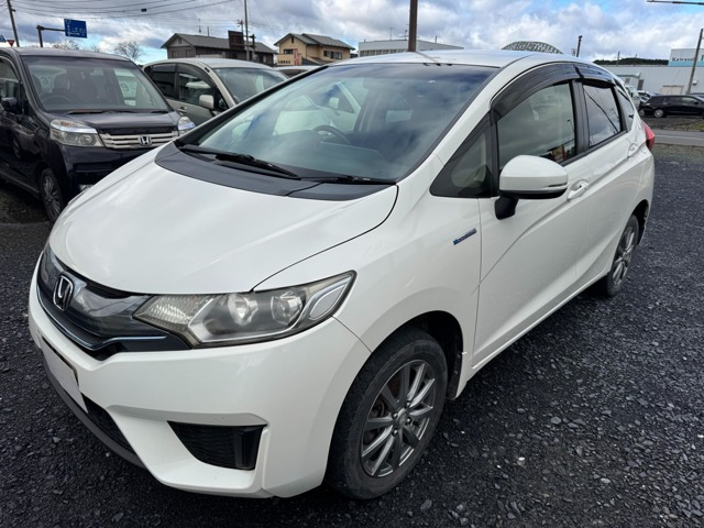 フィット1.5 ハイブリッド Lパッケージ 4WD