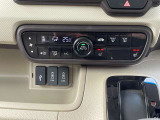 エアコンはもちろんオートエアコンなので常に快適空間です。納車時にエアコンフィルターを交換いたします。
