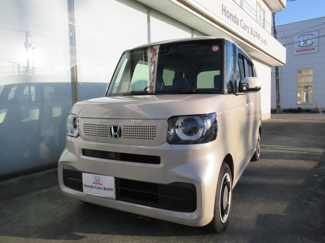 N-BOXファッションスタイル モノトーン