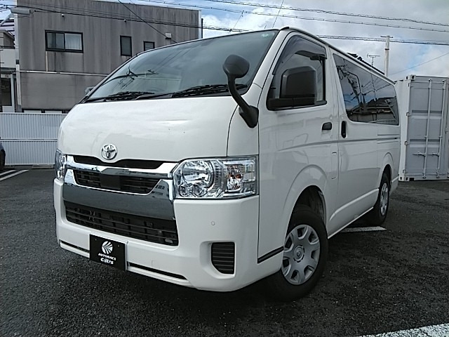 ハイエースバン 2.8 DX GLパッケージ ディーゼル 4WD 