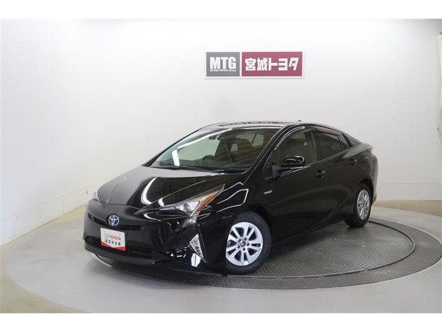 プリウス 1.8 S セーフティ プラス （DAA-ZVW50）