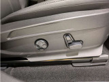 パワーシートメモリー機能付き