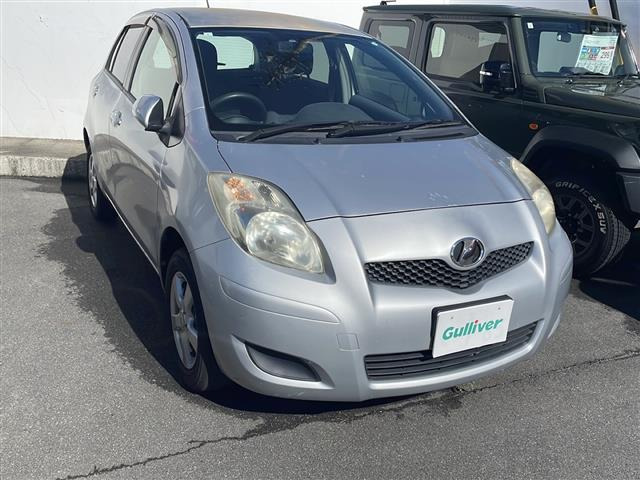 ヴィッツ1.3 F 4WD4WD 修復歴無し