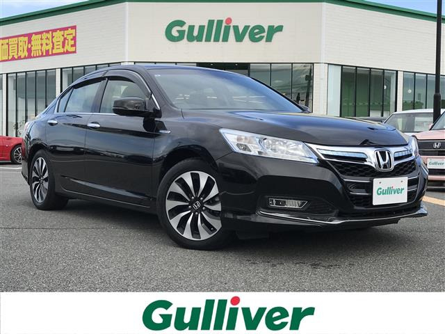 アコードハイブリッド 2.0 LX 本革シート 修復歴無し